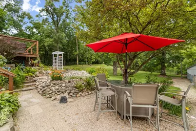 10328 W State Road 81, Beloit, WI 53511 - Photo 4