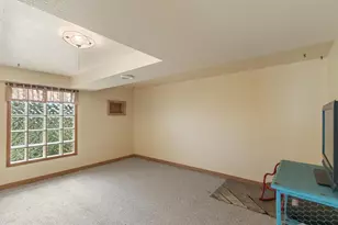 10328 W State Road 81, Beloit, WI 53511 - Photo 28