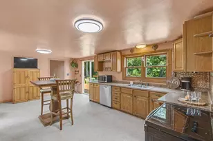 10328 W State Road 81, Beloit, WI 53511 - Photo 14