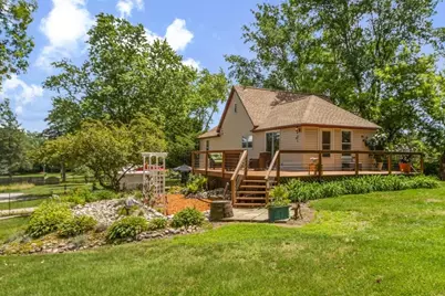 10328 W State Road 81, Beloit, WI 53511 - Photo 2