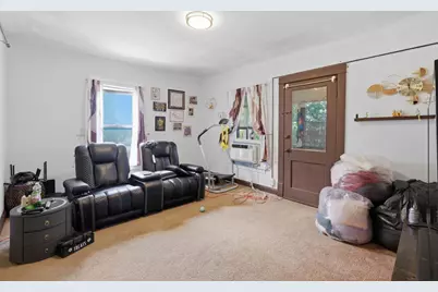 2069 Winnebago Street, Madison, WI 53704 - Photo 10