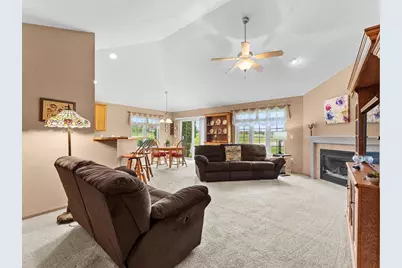 108 Sarahs Way, Sheboygan Falls, WI 53085 - Photo 4