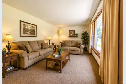 4168 N Lunar Drive, Janesville, WI 53546 - Photo 6