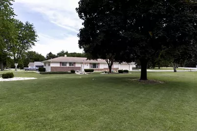 4168 N Lunar Drive, Janesville, WI 53546 - Photo 2