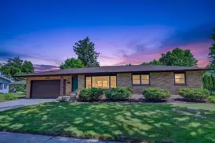 2415 Hyacinth Ave, Janesville, WI 53545 - Photo 4