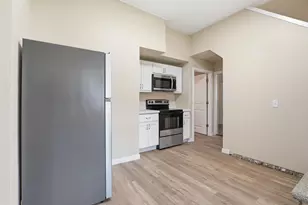 402-404 S Main St, Deerfield, WI 53531 - Photo 18