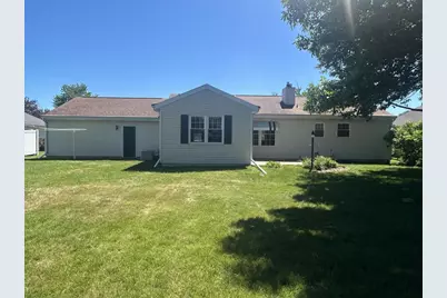 919 N Wuthering Hills Drive, Janesville, WI 53546 - Photo 34