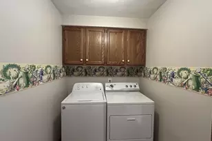 919 N Wuthering Hills Dr, Janesville, WI 53546 - Photo 28