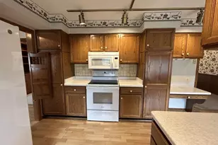 919 N Wuthering Hills Dr, Janesville, WI 53546 - Photo 22