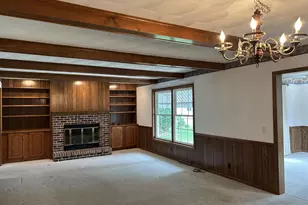 919 N Wuthering Hills Dr, Janesville, WI 53546 - Photo 4