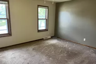 7002-7004 Longmeadow Rd, Madison, WI 53717 - Photo 8