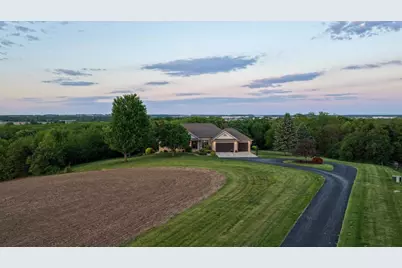 6128 Imperial Drive, Waunakee, WI 53597 - Photo 2