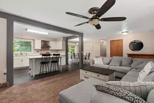 7053 Fawn Ln, Sun Prairie, WI 53590 - Photo 10