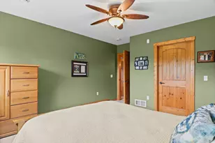 S8749 Waters Edge Way, Prairie Du Sac, WI 53578 - Photo 32