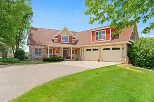 S8749 Waters Edge Way, Prairie Du Sac, WI 53578 - Photo 4