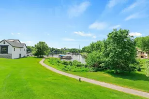 S8749 Waters Edge Way, Prairie Du Sac, WI 53578 - Photo 52