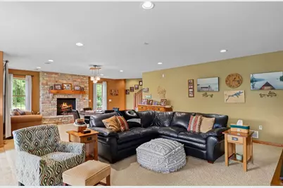 S8749 Waters Edge Way #41, Prairie Du Sac, WI 53578 - Photo 24