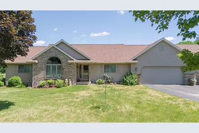W972 James Court, Brodhead, WI 53520 - Photo 4
