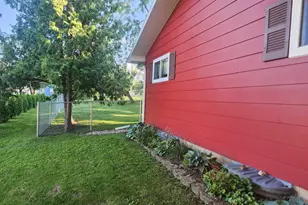 607 8th Ave, New Glarus, WI 53574 - Photo 26