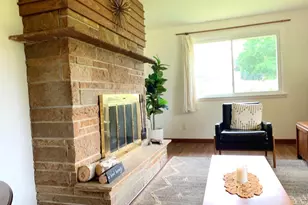 N1644 Poeppel Rd, Fort Atkinson, WI 53538 - Photo 18
