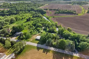 N5682 Meadowlark Rd, Sheboygan Falls, WI 53085 - Photo 78