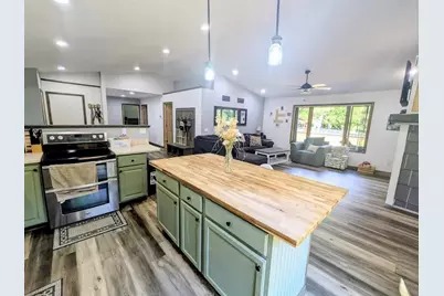 N7590 Island Drive, Pardeeville, WI 53954 - Photo 4