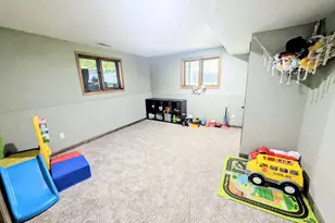 N7590 Island Dr, Pardeeville, WI 53954 - Photo 16