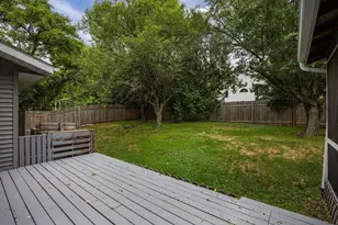 3442 Freedom Ln, Madison, WI 53718 - Photo 10