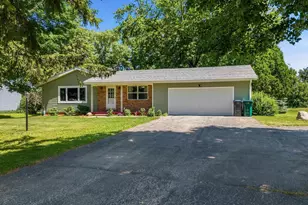 W9076 Heritage Hills Rd, Beaver Dam, WI 53916 - Photo 2