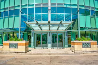 350 S Hamilton Street #407, Madison, WI 53703 - Photo 2