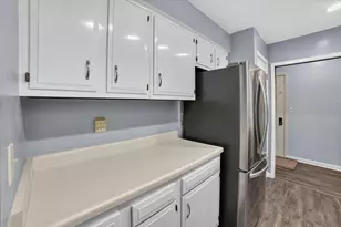 12980 W Bluemound Rd, Elm Grove, WI 53122 - Photo 14