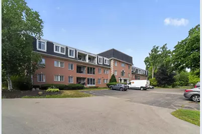 12980 W Bluemound Road #105, Elm Grove, WI 53122 - Photo 2