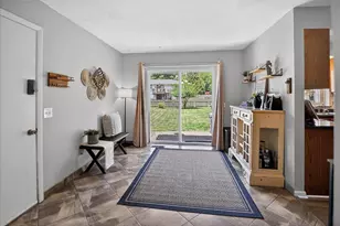 5414 Brookshire Ln, Madison, WI 53714 - Photo 4