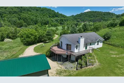S2156 Valley Avenue, La Farge, WI 54639 - Photo 4