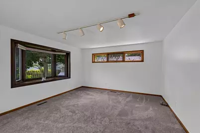 33 Belmont Road, Madison, WI 53714 - Photo 16