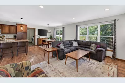 428 Sugar Maple Lane, Madison, WI 53593 - Photo 4