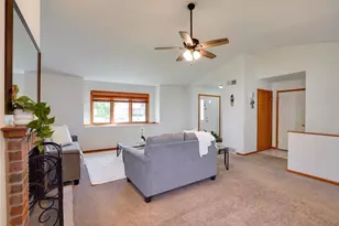 3140 Rebel Dr, Sun Prairie, WI 53590 - Photo 10
