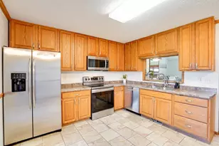 3140 Rebel Dr, Sun Prairie, WI 53590 - Photo 20
