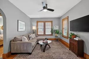1718 Schlimgen Ave, Madison, WI 53704 - Photo 10