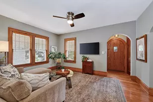 1718 Schlimgen Ave, Madison, WI 53704 - Photo 6