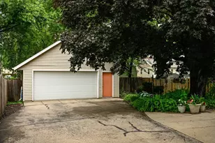 1718 Schlimgen Ave, Madison, WI 53704 - Photo 48