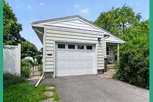 400 Frost Woods Rd, Monona, WI 53716 - Photo 12