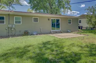 520 W Milwaukee St, Stoughton, WI 53589 - Photo 26