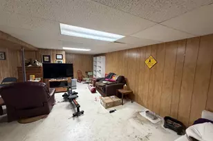 1348 Lincoln Ct, Beloit, WI 53511 - Photo 24