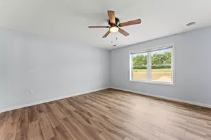 1123 S Gale Ln, Dell Prairie, WI 53965 - Photo 18