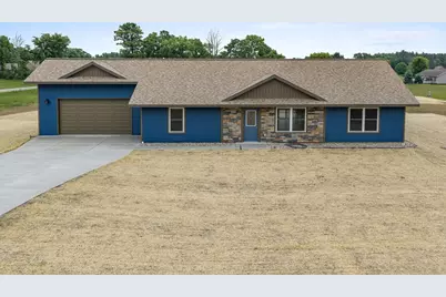 1123 S Gale Lane, Dell Prairie, WI 53965 - Photo 1