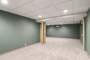 6302 Dylyn Dr, Madison, WI 53719 - Photo 28