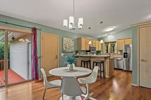 6302 Dylyn Dr, Madison, WI 53719 - Photo 12