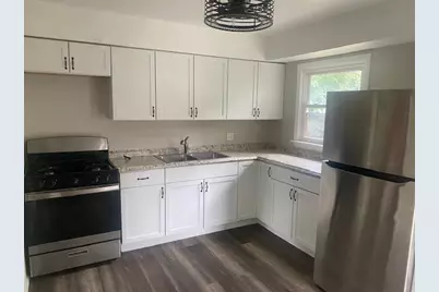 638 E Columbine Drive, Beloit, WI 53511 - Photo 2