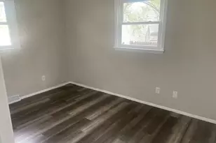 638 E Columbine Dr, Beloit, WI 53511 - Photo 4